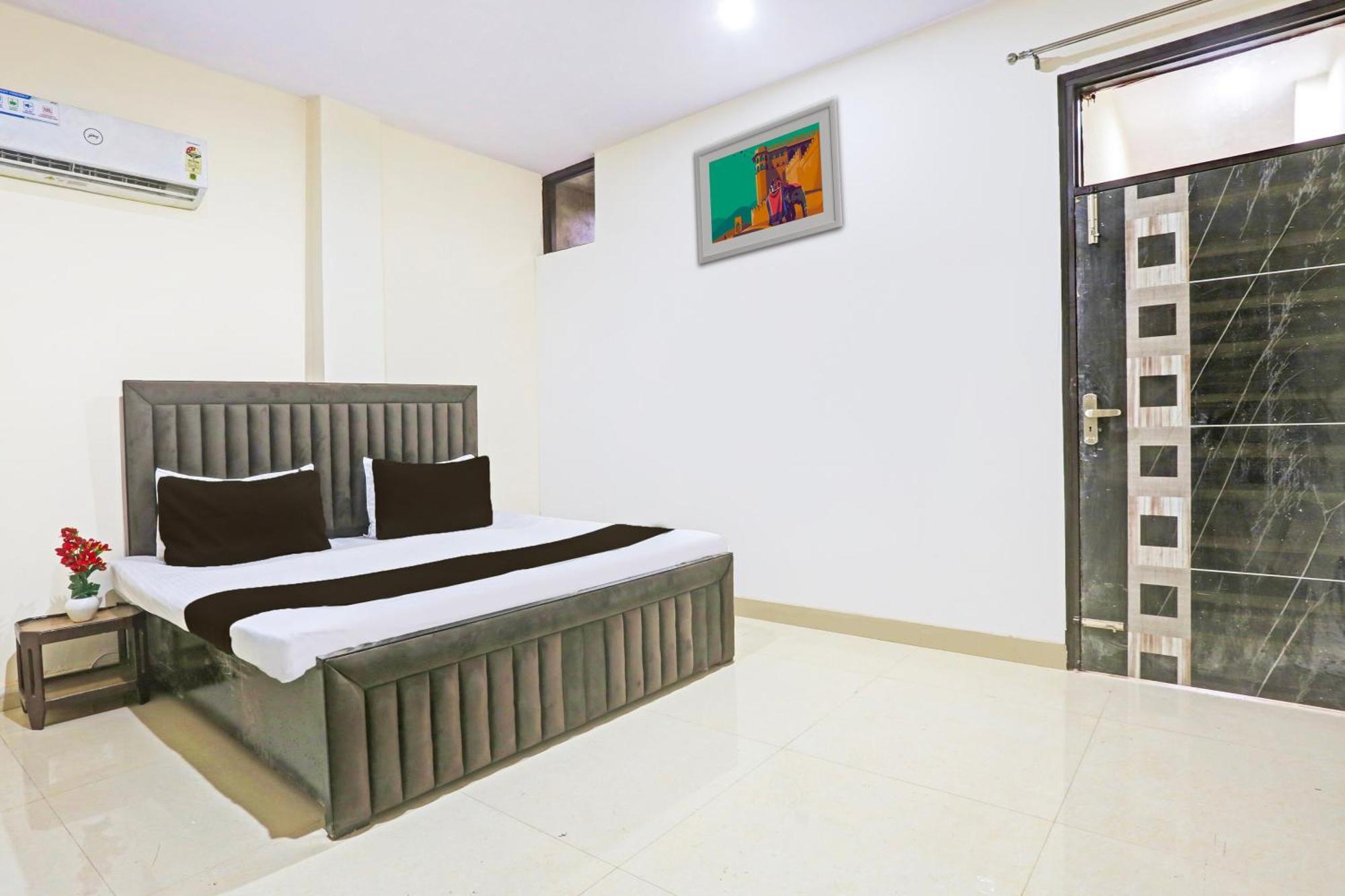 Hotel O Redbull Inn Gurgaon Exterior foto